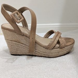 Unisa Tan Wedges